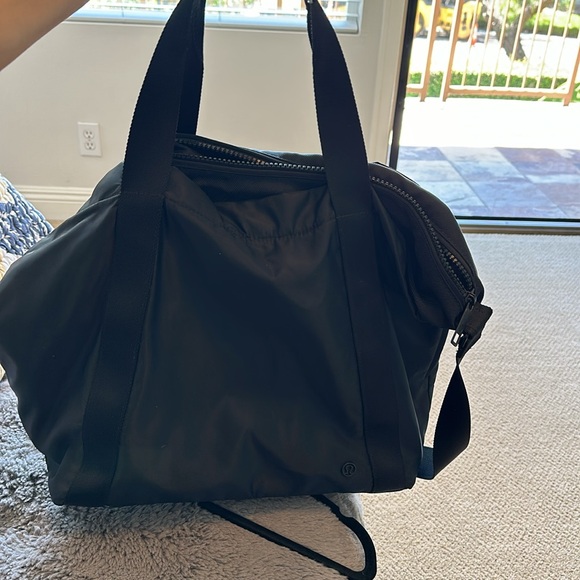 Carry the Day Gym bag by Lululemon. - Picture 11 of 15